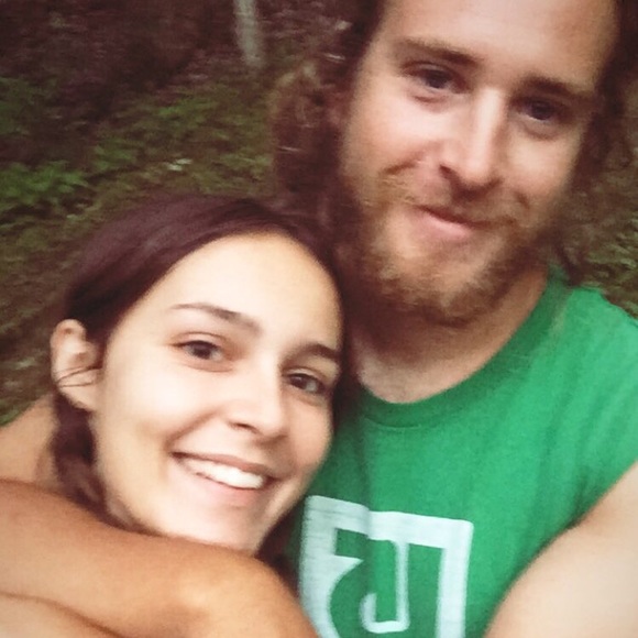 Meet your Posher, Layne 🌿 - Picture 5 of 5